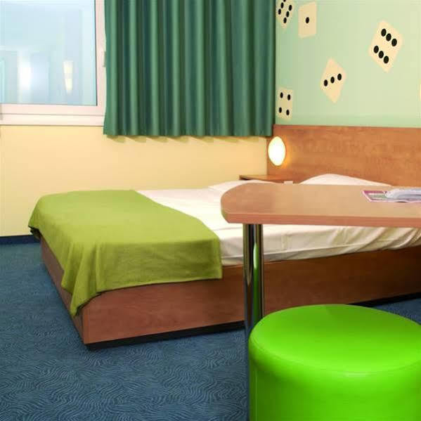 B&B Hotel Erlangen-Sued Ngoại thất bức ảnh